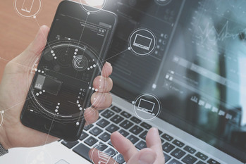 フィンテックアプリ