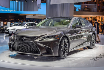 高級車,インテリジェンス,メーカー