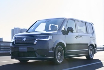 新型ホンダ・ステップワゴンが待望の販売開始
