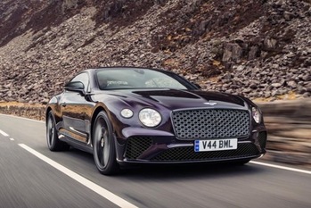 パーツを艶やかなブラックに変更したベントレー・コンチネンタルGTマリナー「ブラックライン」が登場