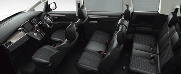 力強い走りとスタイリングをより進化させた改良版の三菱デリカD:5の発売が2026年1月9日に決定