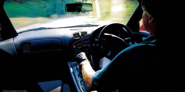 【日本車黄金時代】「1991 マツダ・アンフィニRX-7（FD3S型）」は理想を究めたロータリーロケット。徹底した軽量設計が圧倒の速さを生んだ