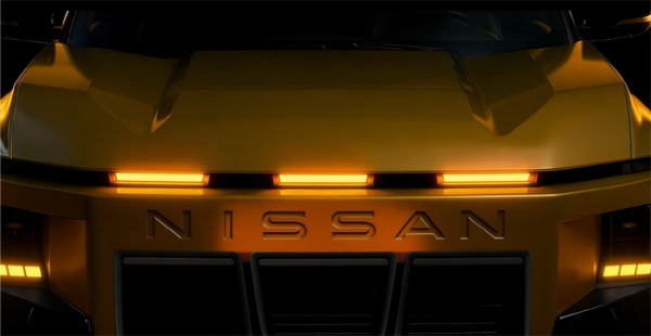 日産が長期ビジョンの発表の場で新型エクストレイル／ローグe-POWERと新型ジュークEVを初公開。新型オフローダーのエクステラと日産車の新しいアイコンとなる新型スカイラインのティザー画像も披露