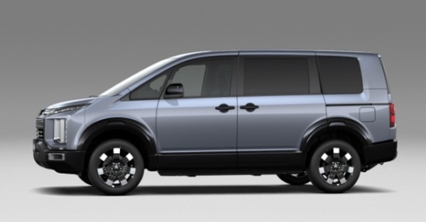 力強い走りとスタイリングをより進化させた改良版の三菱デリカD:5の発売が2026年1月9日に決定