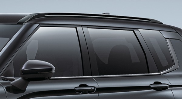 “一歩先を指し示す、黒の感性”を謳う三菱アウトランダーPHEVの特別仕様車「BLACK Edition」が登場