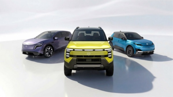 日産が長期ビジョンの発表の場で新型エクストレイル／ローグe-POWERと新型ジュークEVを初公開。新型オフローダーのエクステラと日産車の新しいアイコンとなる新型スカイラインのティザー画像も披露