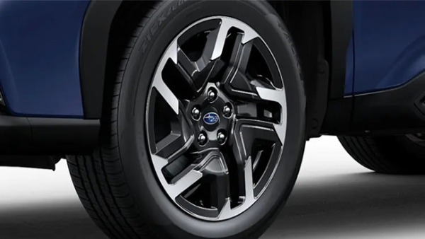 SUBARUフォレスターが一部改良で1.8L直噴ガソリンターボエンジン搭載モデルに新グレードのTouring／Touring EXを設定