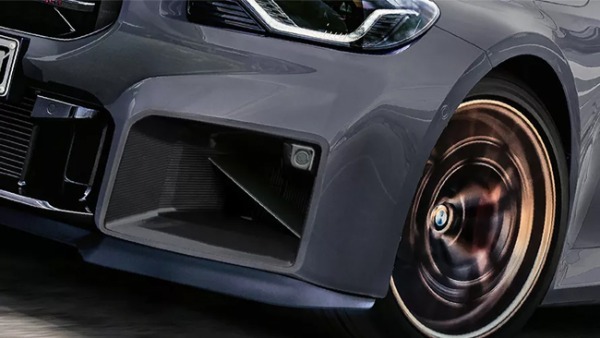 Mパフォーマンスパーツを装備したM2 CSの限定モデル「M2 CS Edition EDGE」が日本上陸