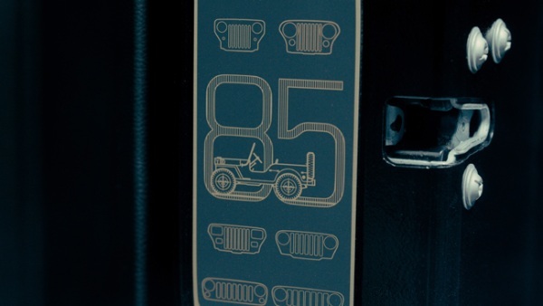 ジープ85周年記念限定車の第1弾「ジープ・ラングラー 85thアニバーサリーエディション」が公開。本年10月に100台限定で発売すると予告