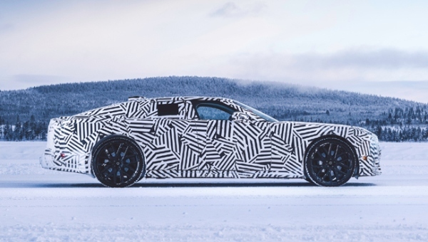 ジャガーの新世代4ドアGTのプロトタイプが北極圏でウィンターテストを敢行