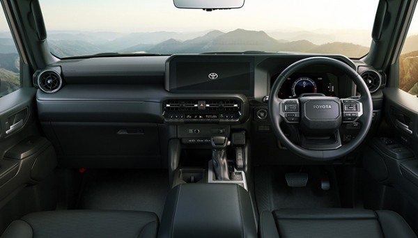 トヨタ・ランドクルーザー「250」のガソリン車が安全および機能装備をアップグレード