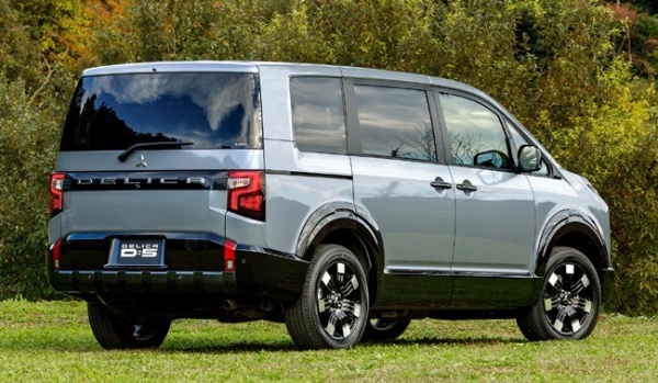 力強い走りとスタイリングをより進化させた改良版の三菱デリカD:5の発売が2026年1月9日に決定