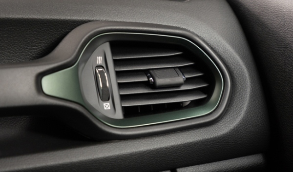 “北極星”の名を冠したジープ・レネゲードe-Hybridの特別限定モデルが日本上陸