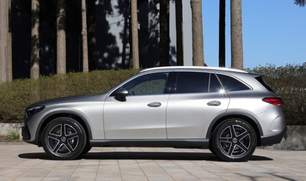 メルセデス・ベンツのベストセラーSUV「GLC」が初のフルモデルチェンジ