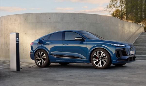アウディの新型プレミアムミッドサイズ電動SUVクーペ「Q6スポーツバックe-tron」シリーズが日本上陸