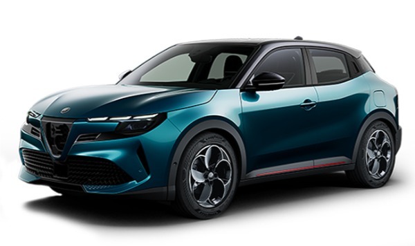 アルファロメオの新型コンパクトSUV「ジュニア」が待望の日本デビュー