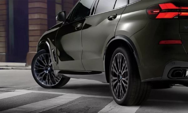 現行BMW X5の有終の美を飾る「FINAL EDITION（ファイナル エディション）」が日本上陸