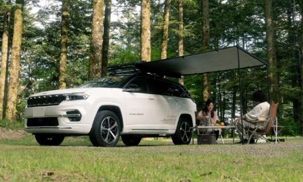 アウトドアライフをより楽しむ専用装備を纏ったジープ・コマンダー・オーバーランドの特別限定車が登場