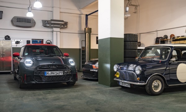 ミニ史上最速モデルの「ミニ・ジョン クーパー ワークスGP」の血統を受け継ぐ現行ミニ・クーパーの特別限定モデルが登場