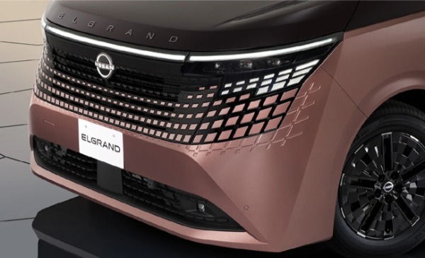 ジャパンモビリティショー2025において日産の新世代フラッグシップモデル3台が揃い踏み