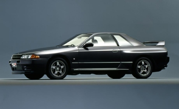 日産がNISMOヘリテージパーツとしてBNR32／BCNR33／BNR34スカイラインGT-R用の足回りパーツを復刻