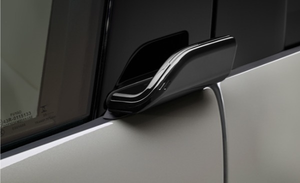 第5世代の新型BMWが本年8月に生産開始。パワートレインには48Vマイルドハイブリッド技術を採用したガソリンおよびディーゼルモデル、プラグインハイブリッドモデル、BEVモデルを設定