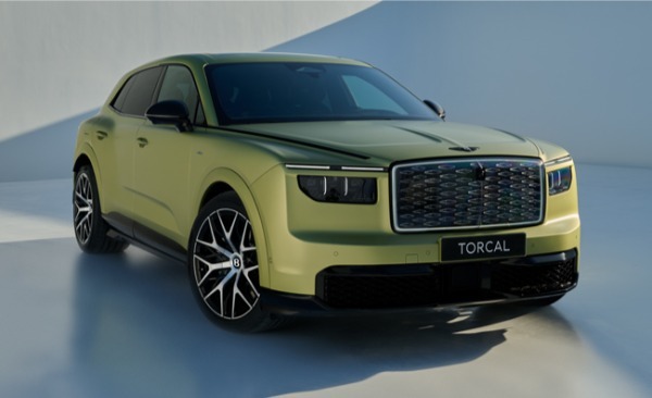 ベントレー初のBEVモデルが「トルカル」の車名を冠して登場。高性能モデルのトルカルSはシステム最高出力653kW（888ps）を発生