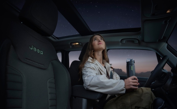 “北極星”の名を冠したジープ・レネゲードe-Hybridの特別限定モデルが日本上陸