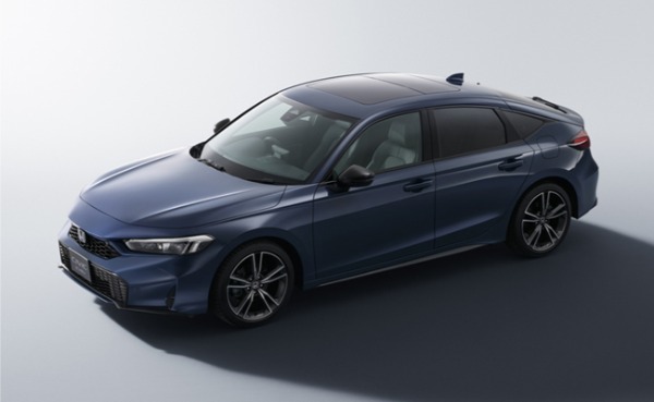 “爽快シビック”ことホンダ・シビックの4グレードが仕様変更。車両価格もアップ