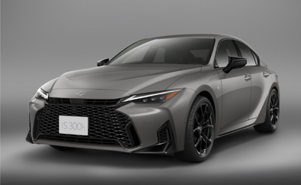 スポーティな内外装デザインと走る楽しさを熟成した進化版レクサスISが発売。特別仕様車の“F SPORT Mode Black Ⅴ”も登場