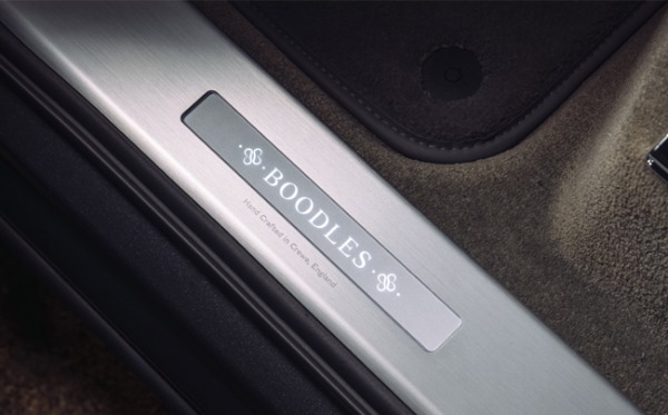 まさに“走る宝石”！　ベントレーとジュエリーブランドのブードルズがコラボしたビスポークモデルがベントレー車の全モデルで展開