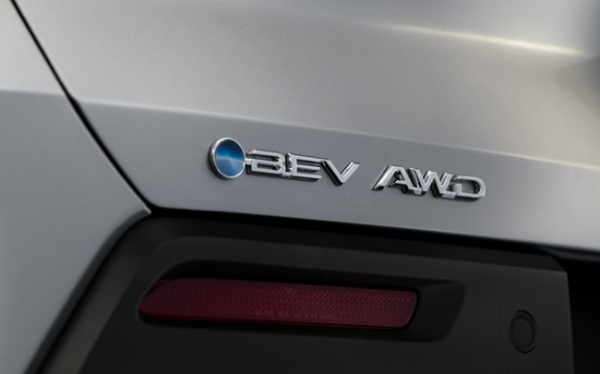 北米トヨタがBEVモデルの3列シートSUVの新型ハイランダーを発表