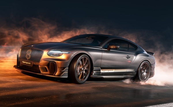 ベントレーが“かつてないドライバー重視”を謳うコンチネンタルGTのハイパフォーマンスモデル「スーパースポーツ」を発表