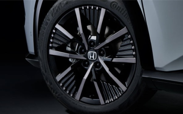 電気自動車のクロスオーバーSUVに変身した新型ホンダ・インサイトの先行情報が公開。発売は今春を予定