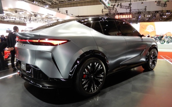 ホンダがジャパンモビリティショー2025において0シリーズの新型プロトタイプ「0 α」とホンダらしい遊び心に満ちた小型EV「Super-ONE Prototype」をワールドプレミア