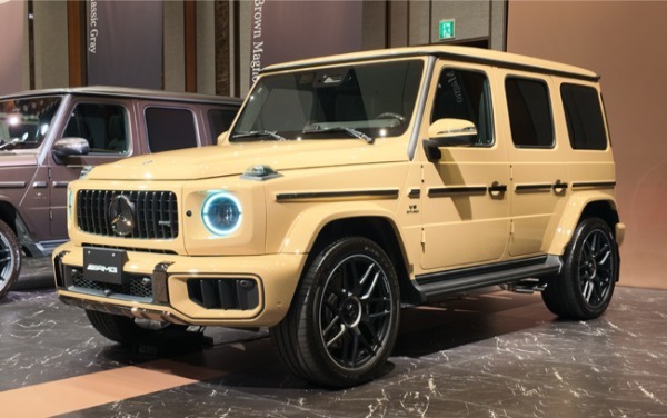MANUFAKTUR特別外装色を5色展開し、G63初採用となるMANUFAKTURダーククロームパッケージを纏ったメルセデスAMG G 63の特別限定モデルが登場