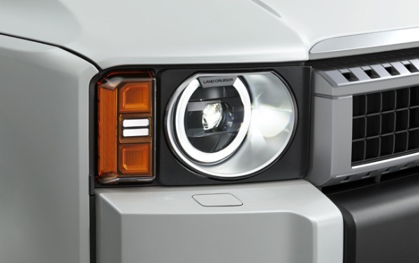 トヨタ・ランドクルーザー「250」のガソリン車が安全および機能装備をアップグレード