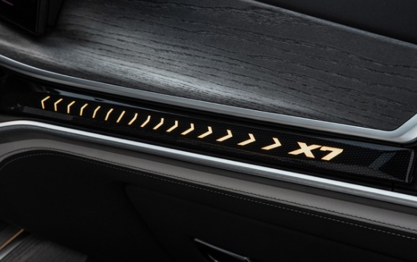 BMWの最上級SAV「X7」が最新のラグジュアリーデザインを纏って日本上陸