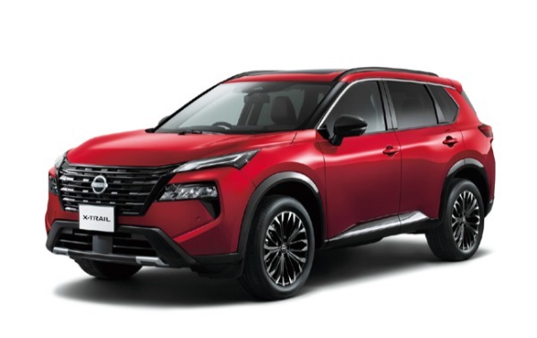日産エクストレイルが外装を一部仕様変更。機能装備の拡充も実施