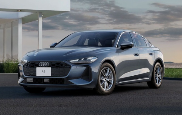 アウディのA5シリーズとQ5シリーズがコックピットのインターフェイスとアシスタンスシステムをアップデート