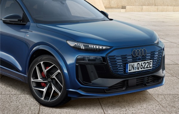 アウディの新型プレミアムミッドサイズ電動SUVクーペ「Q6スポーツバックe-tron」シリーズが日本上陸