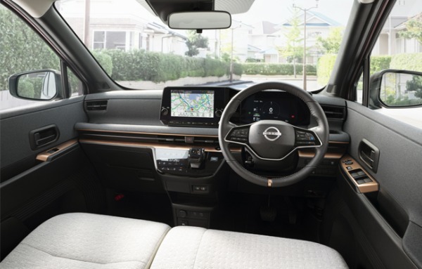 マイナーチェンジを予定する軽EVの日産サクラの新デザインが先行公開