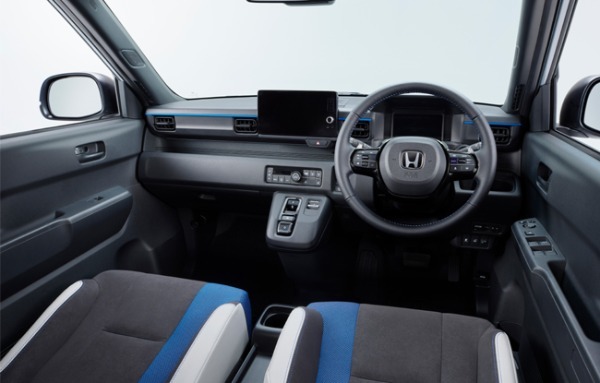 ホンダがジャパンモビリティショー2025において0シリーズの新型プロトタイプ「0 α」とホンダらしい遊び心に満ちた小型EV「Super-ONE Prototype」をワールドプレミア