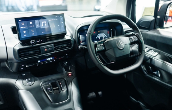 Stellantisジャパンは東京オートサロン2026でプジョー、シトロエン、DSオートモビルの日本初公開モデルを出展