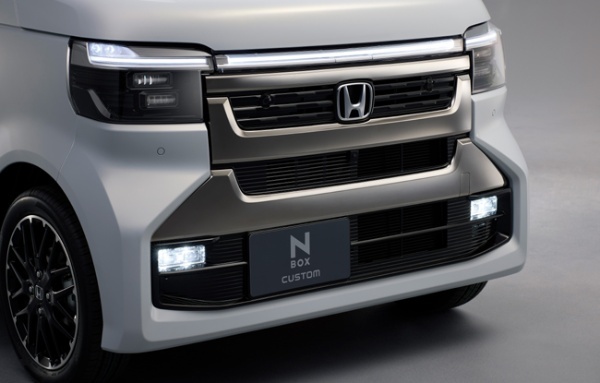 ホンダN-BOXの改良モデルが先行公開。発売は本年7月中を予定