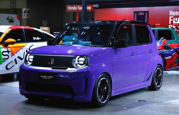 ホンダは東京オートサロン2026で“Honda Sports DNA”を象徴する新ラインの「SPORT LINE」と「TRAIL LINE」を発表