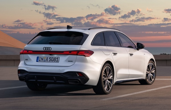 アウディのA5シリーズとQ5シリーズがコックピットのインターフェイスとアシスタンスシステムをアップデート