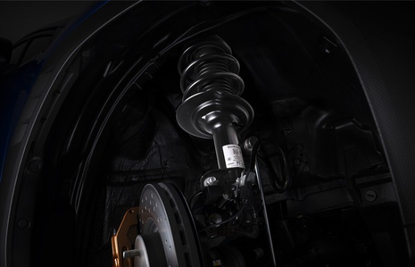 SUBARUが現行WRXの日本仕様では初となる6速MTを採用したSTIコンプリートカー「WRX STI Sport♯」を東京オートサロン2026で初公開