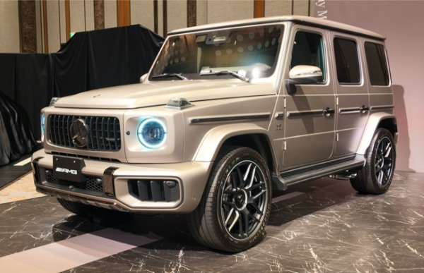 MANUFAKTUR特別外装色を5色展開し、G63初採用となるMANUFAKTURダーククロームパッケージを纏ったメルセデスAMG G 63の特別限定モデルが登場