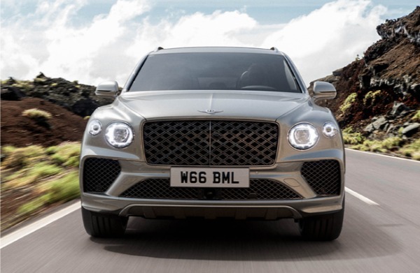 北大西洋のカナリア諸島の天空の白い村「アルテナーラ」をオマージュしたベントレー・ベンテイガの特別仕様車が登場